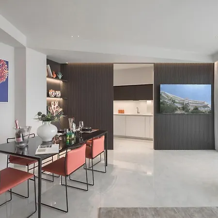 Cora Luxury