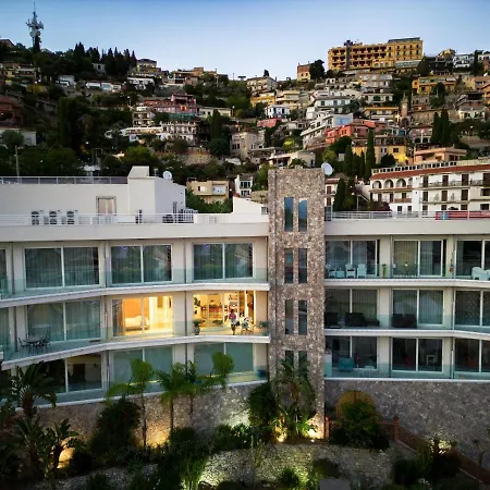 Cora Luxury Apartment