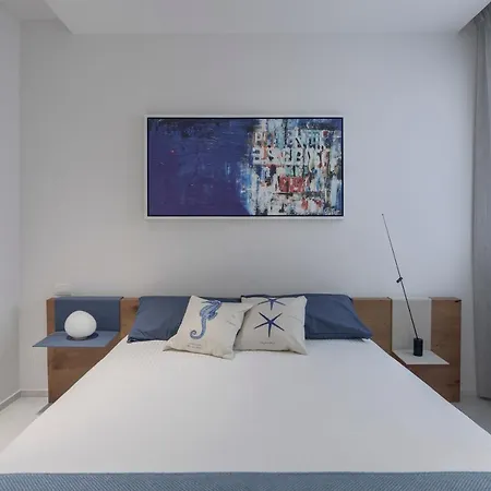 Cora Luxury